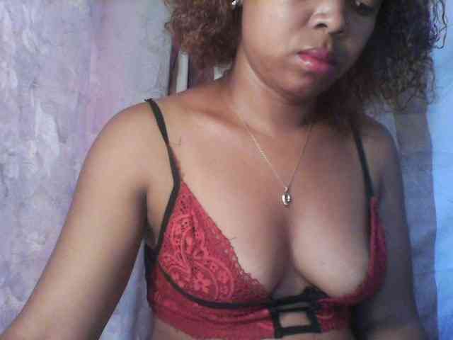 Baby-giiirl23 webcam