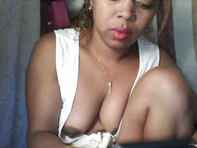 Baby-giiirl23 webcam