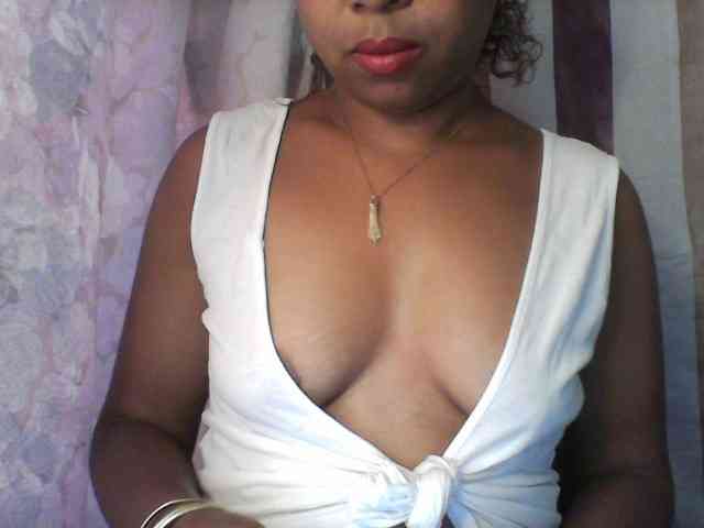 Baby-giiirl23 webcam