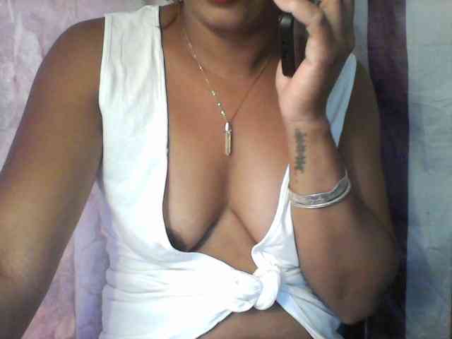 Baby-giiirl23 webcam