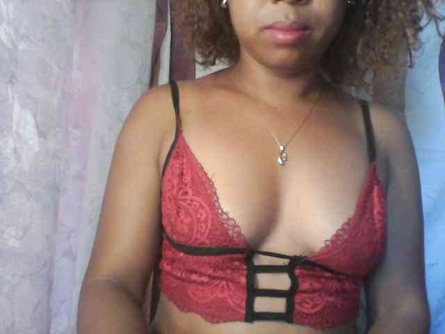 Baby-giiirl23 webcam