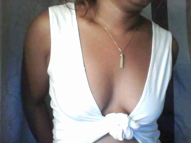 Baby-giiirl23 webcam