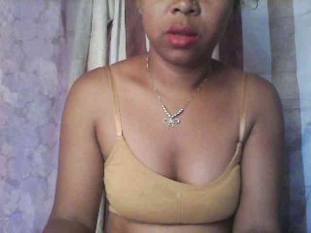 Baby-giiirl23 webcam