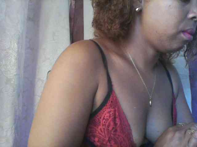 Baby-giiirl23 webcam