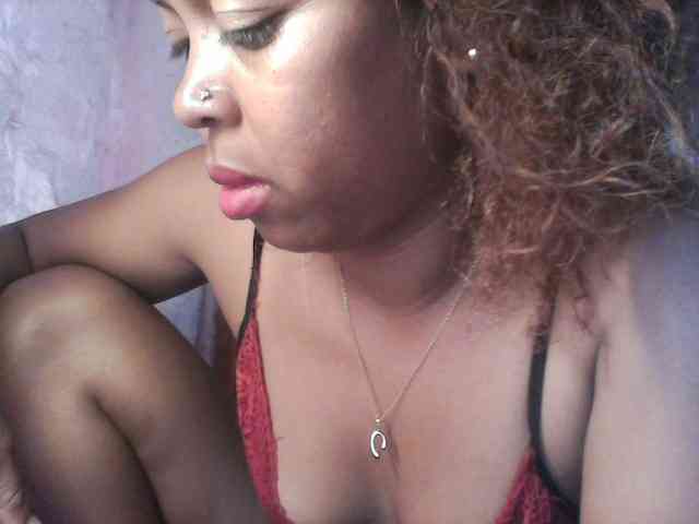 Baby-giiirl23 webcam