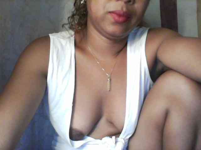 Baby-giiirl23 webcam