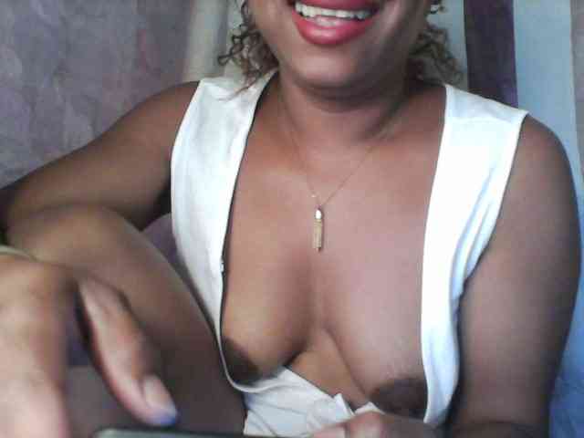 Baby-giiirl23 webcam