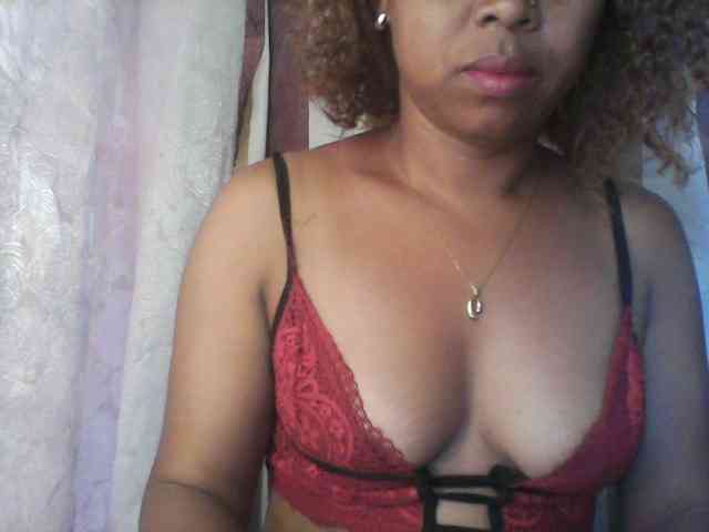 Baby-giiirl23 webcam