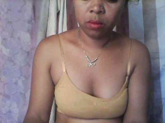 Baby-giiirl23 webcam