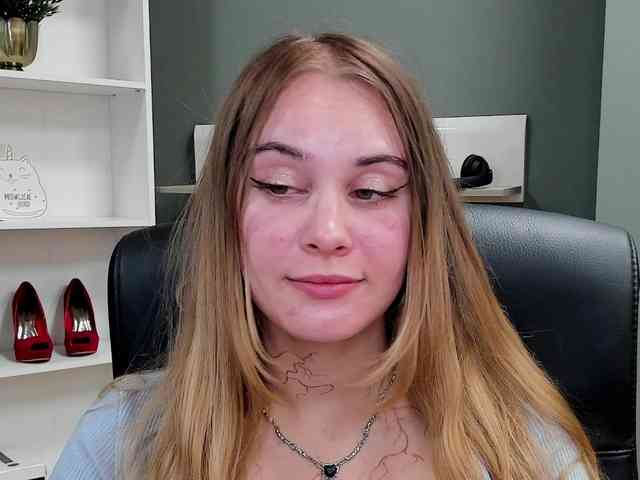 PERFECTvaleria webcam