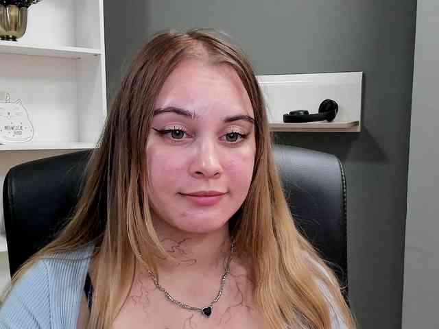 PERFECTvaleria webcam