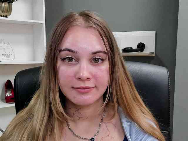 PERFECTvaleria webcam