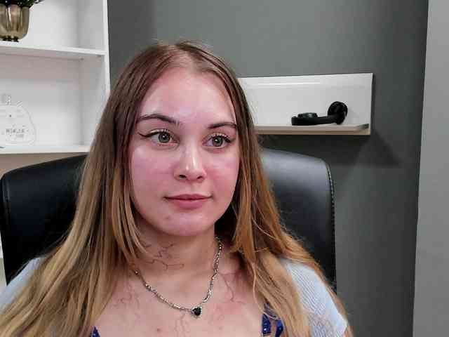 PERFECTvaleria webcam