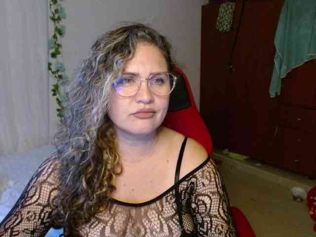 helenca1980 webcam