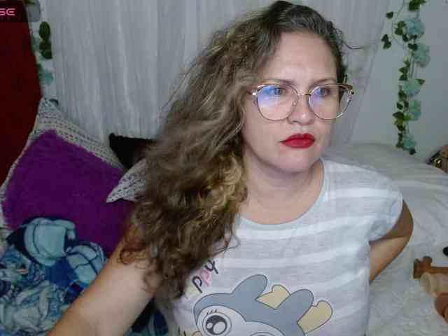 helenca1980 webcam