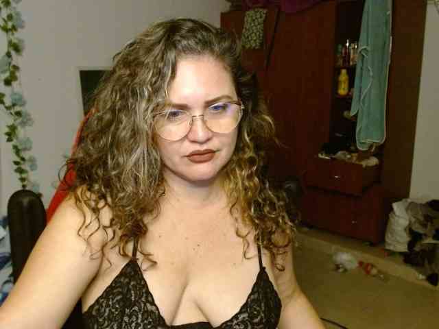 helenca1980 webcam