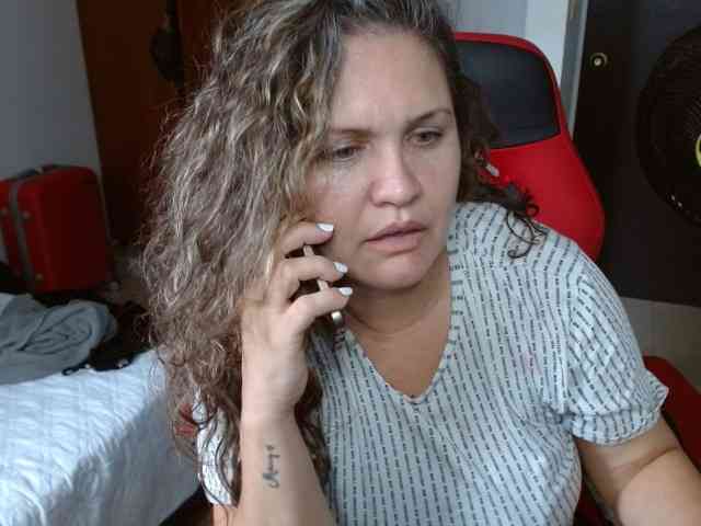 helenca1980 webcam