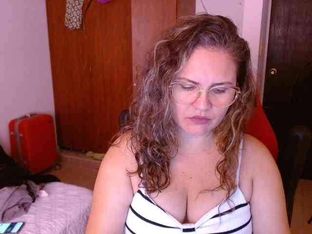 helenca1980 webcam