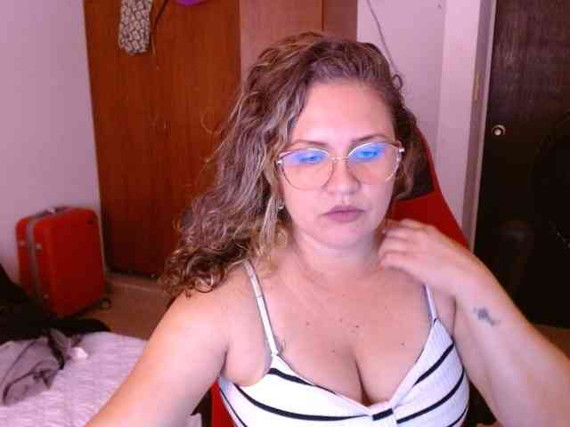 helenca1980 webcam