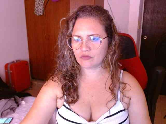 helenca1980 webcam