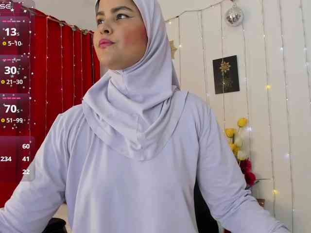 AishaAmin webcam