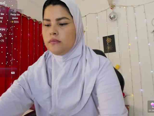 AishaAmin webcam
