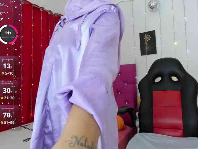 AishaAmin webcam