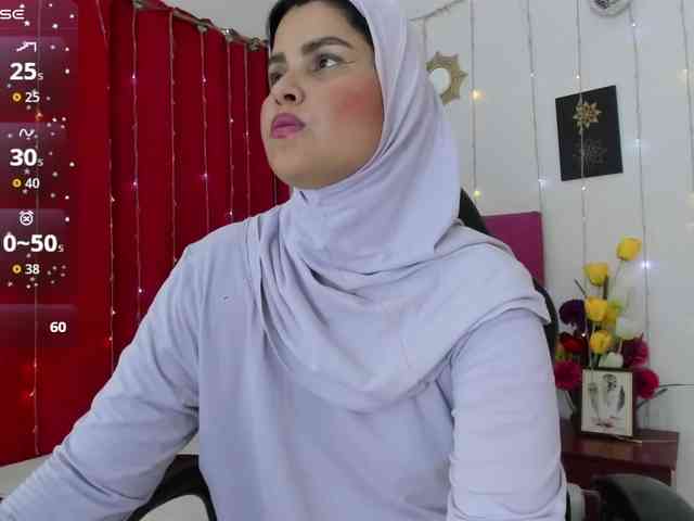 AishaAmin webcam