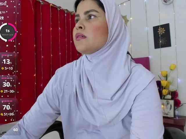AishaAmin webcam