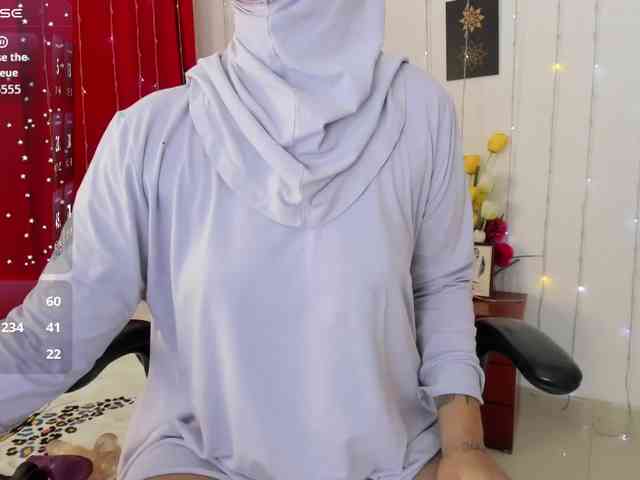 AishaAmin webcam