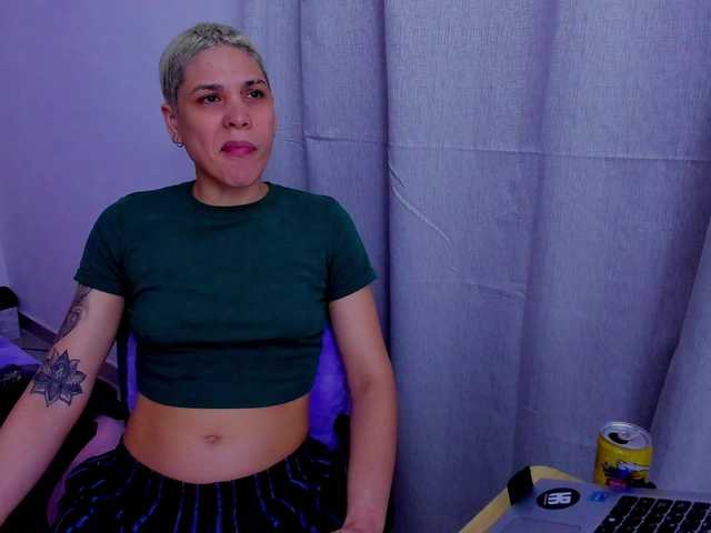 LauraR webcam