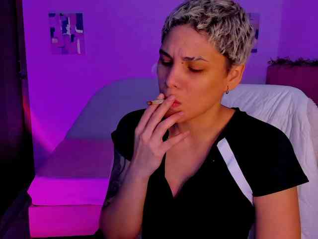 LauraR webcam