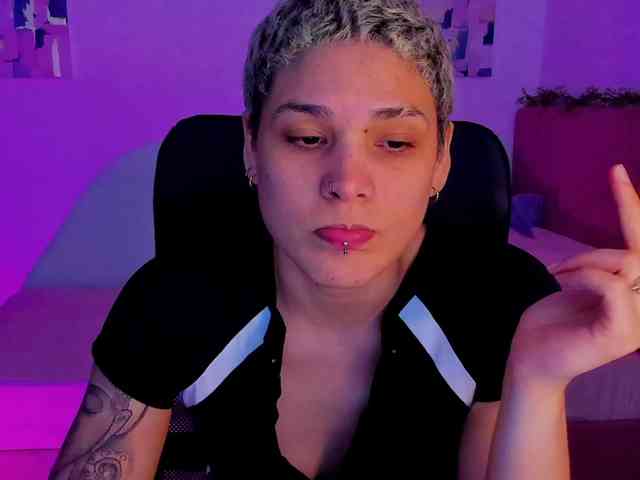 LauraR webcam