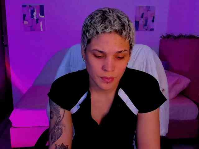 LauraR webcam