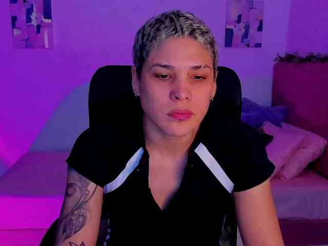 LauraR webcam