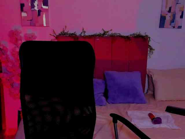 LauraR webcam