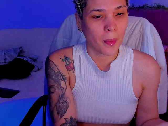 LauraR webcam
