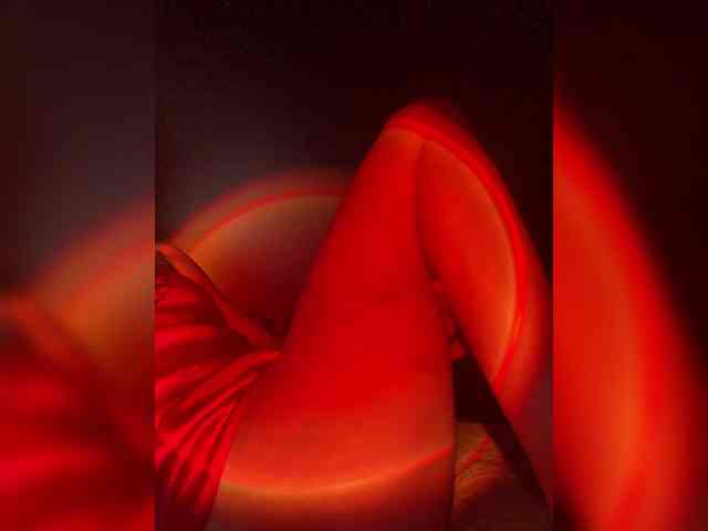 KinaMoonLove webcam