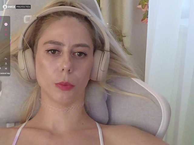 ballerina_capuchina webcam