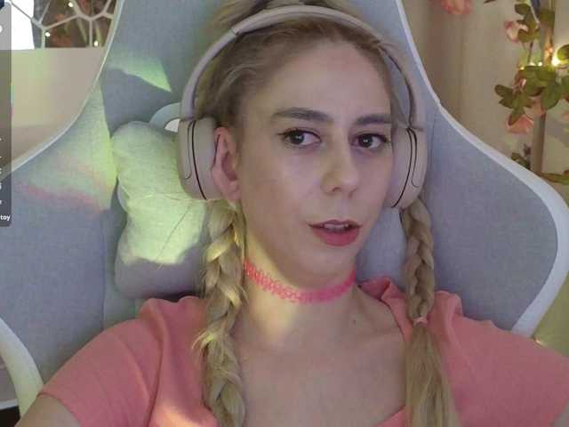 ballerina_capuchina webcam