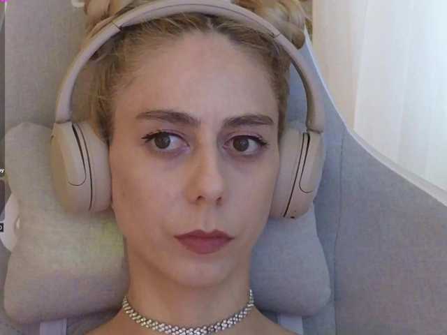 ballerina_capuchina webcam