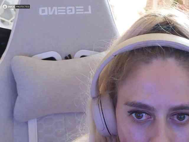 ballerina_capuchina webcam