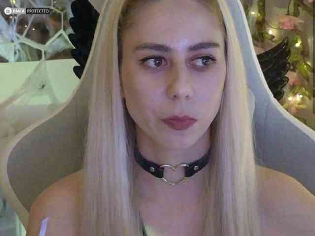 ballerina_capuchina webcam