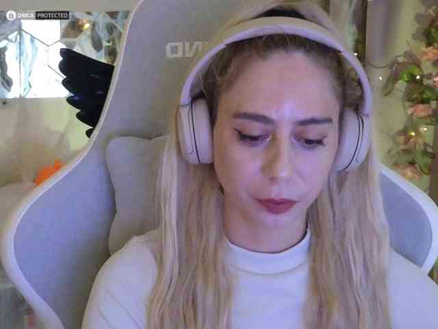 ballerina_capuchina webcam