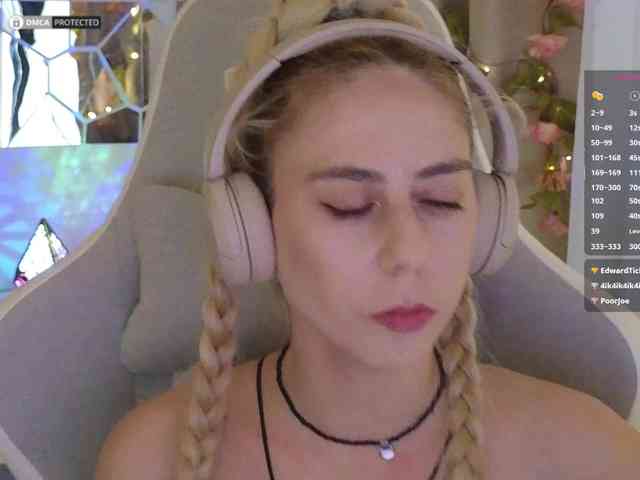 ballerina_capuchina webcam