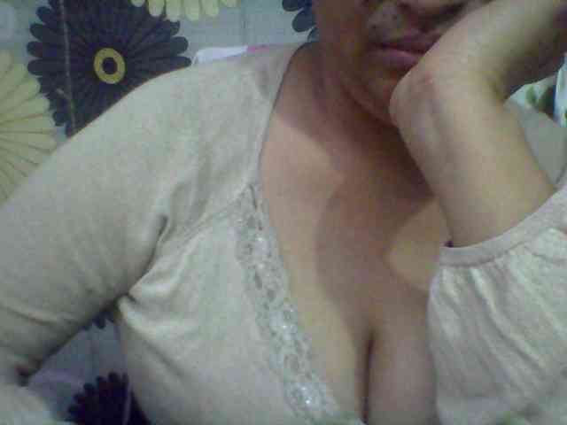 babyhornyx webcam