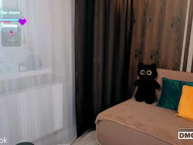 Hollywww webcam