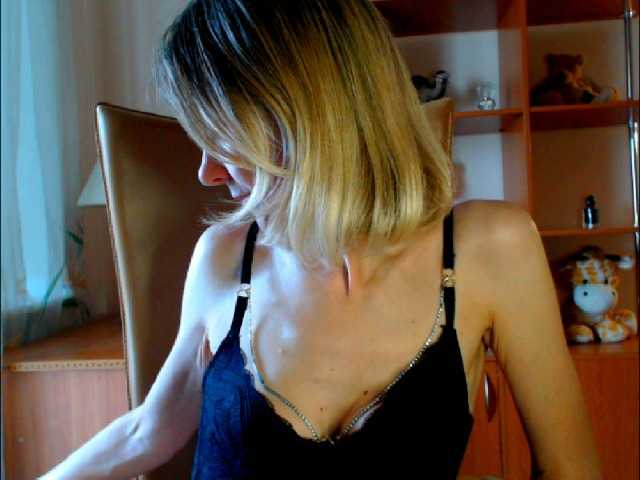 Tanya6547 webcam