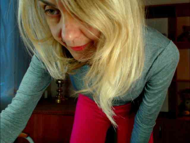Tanya6547 webcam