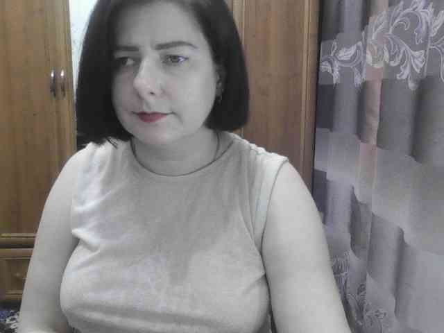 SophieNightAh webcam